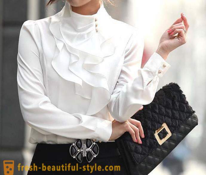 Vita kvinnor tröjor: Ett foto av faktiska stilar, stylist Tips för att skapa bilder