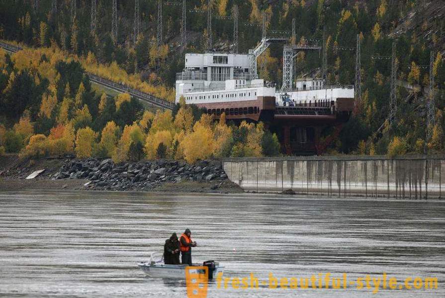 Krasnoyarsk reservoar - skyddade platser i Sibirien