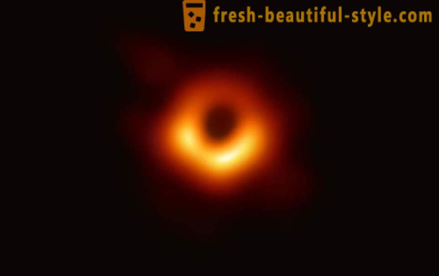 Det presenterade den första bilden av supermassivt svart hål