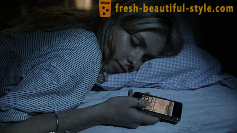Forskare har upptäckt varför du inte kan sova med din smartphone