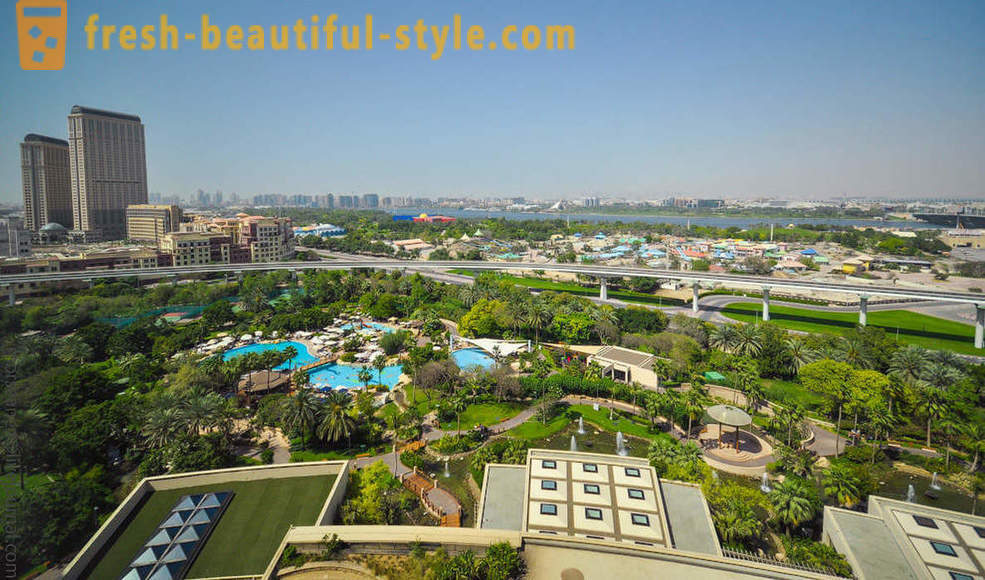 Gå på lyxhotellet Grand Hyatt Dubai