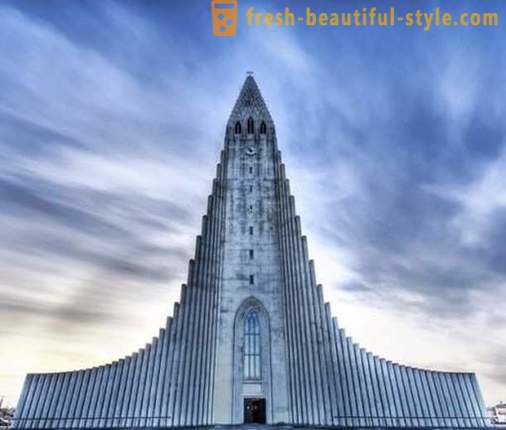 Konstiga och ovanliga sevärdheter i Island