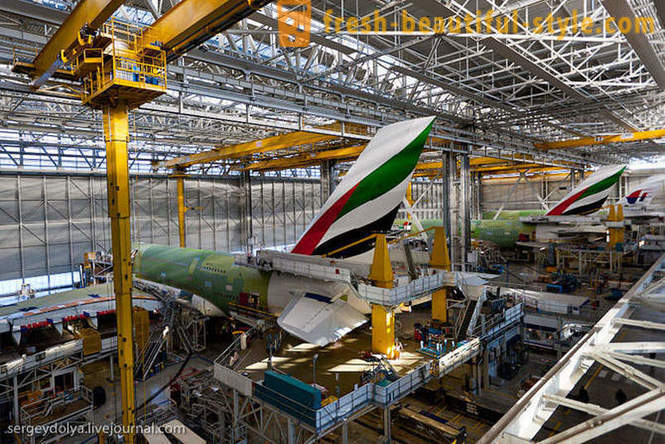 Hur man bygger A380 och hur de ser ut inuti