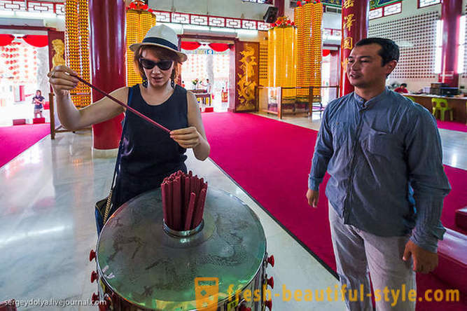 Utflykt till den hinduiska och kinesiska tempel i Kuala Lumpur