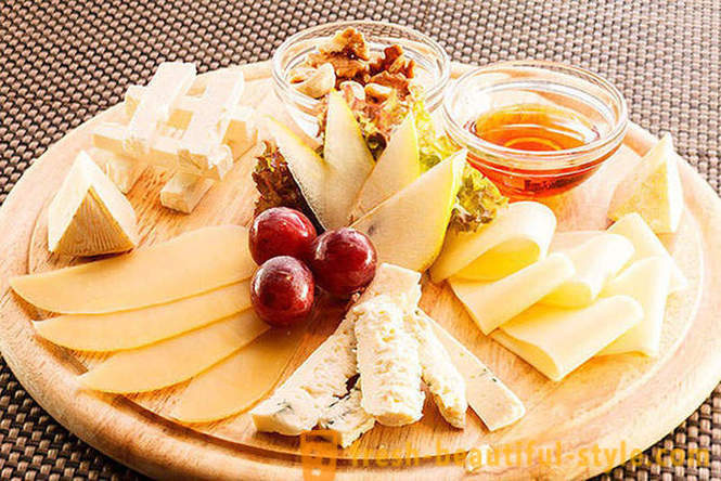 10 praktiska tips om hur man ska äta ost och inte bli fet