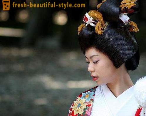 Japanska frisyrer för flickor. Traditionell japansk frisyr