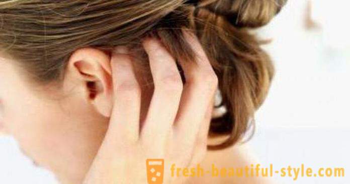 Fjällande hud i ansiktet och händerna: möjliga orsaker och funktioner i vården