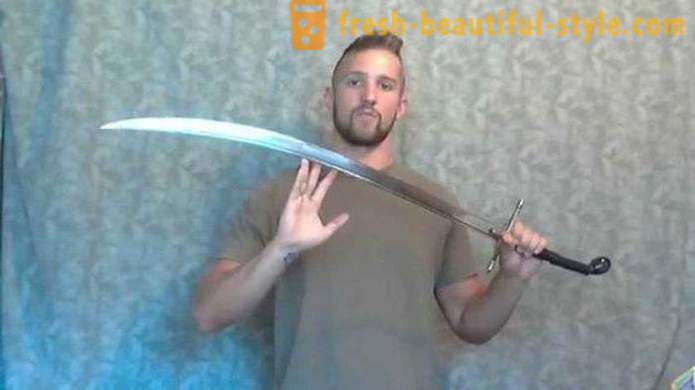 Sword-handed: typer, beskrivningar, strukturella egenskaper, fördelar och nackdelar