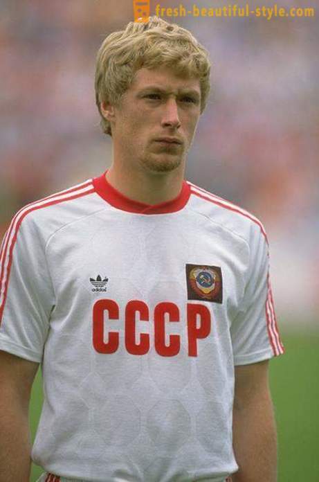 Alex Mickle, ukrainska fotbollsspelare: biografi, familj, idrottskarriär