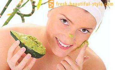 Ansiktsmask av avokado: fördelar, recept, resultatet