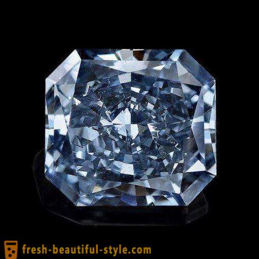 Renheten av en diamant, färg diamant. Omfattningen av diamant renhet