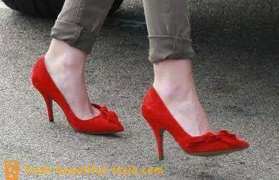 Röda skor: vad man ska ha?