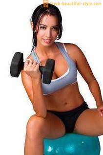 Hur man bygger bröstmusklerna flicka utan att besöka gymmet